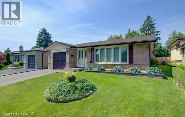 MLS® listing #29976291 for sale located at 141 HAZELGLEN Drive