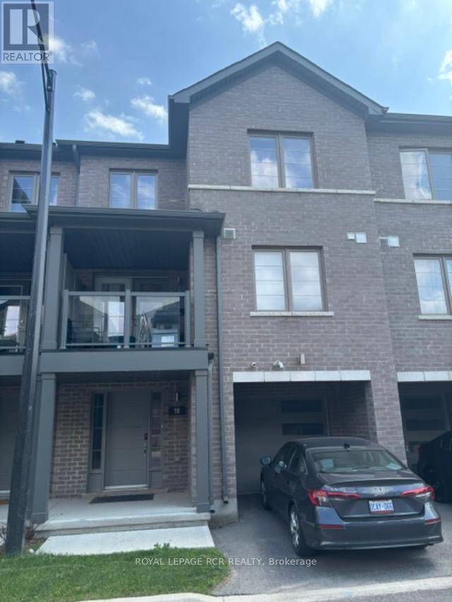 MLS® listing #29977328 for sale located at 18 - 205 WEST OAK TRAIL