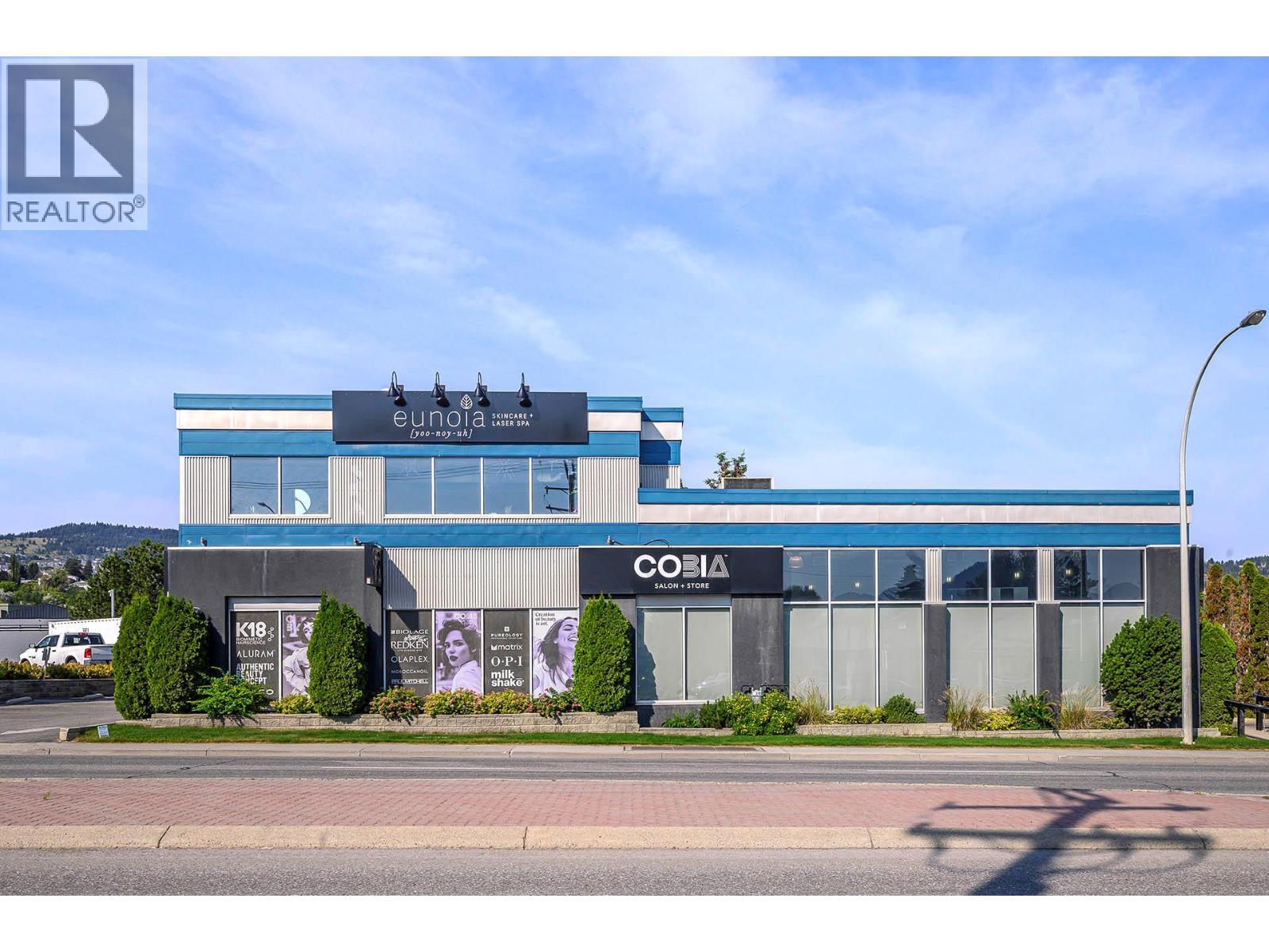 MLS® listing #29979712 for sale located at 1300 SUMMIT Drive