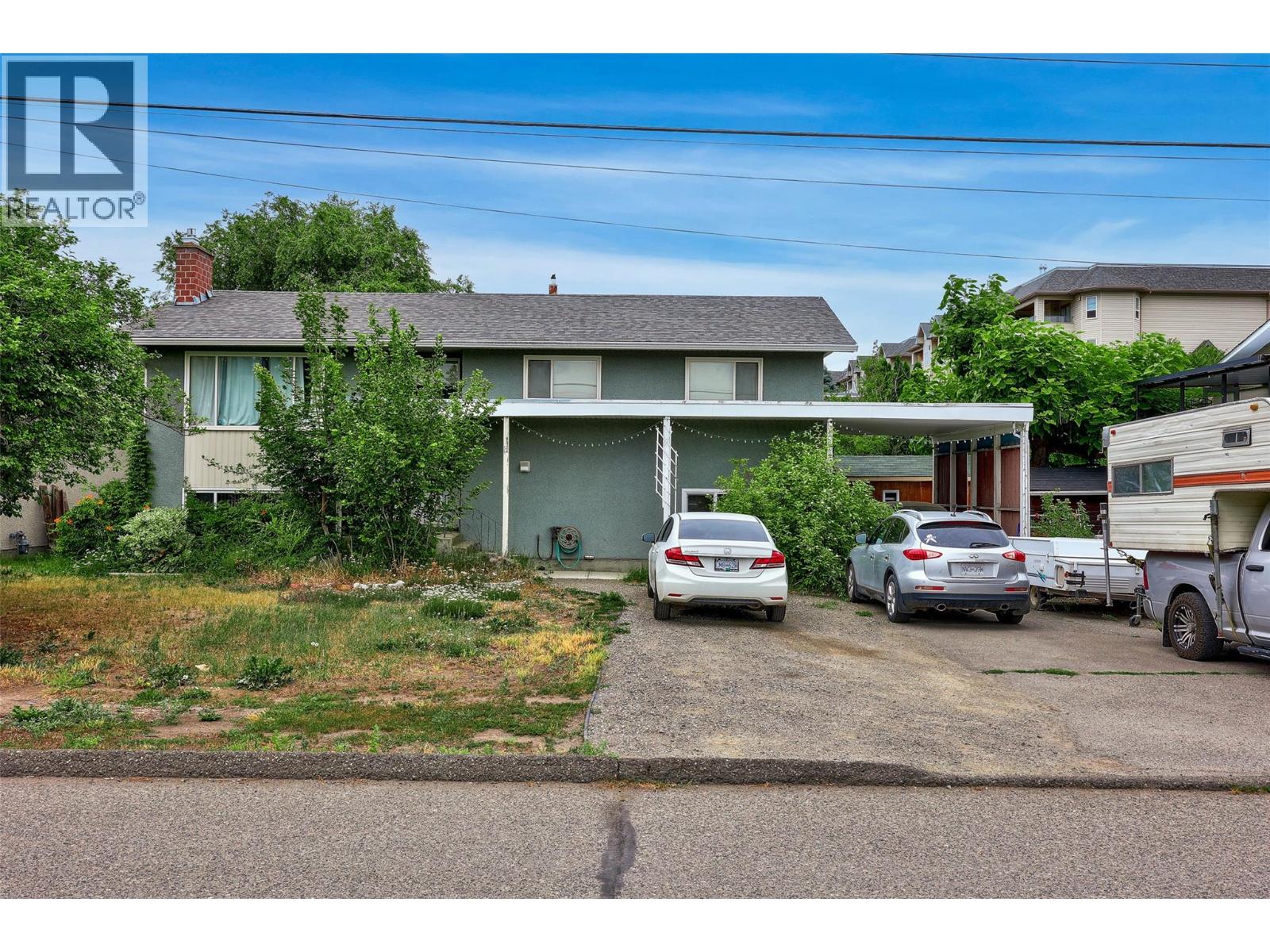 MLS® listing #29980359 for sale located at 740 Sherwood Drive
