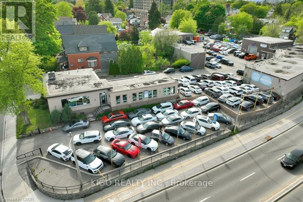 MLS® listing #29980979 for sale located at 178 LOUISA STREET