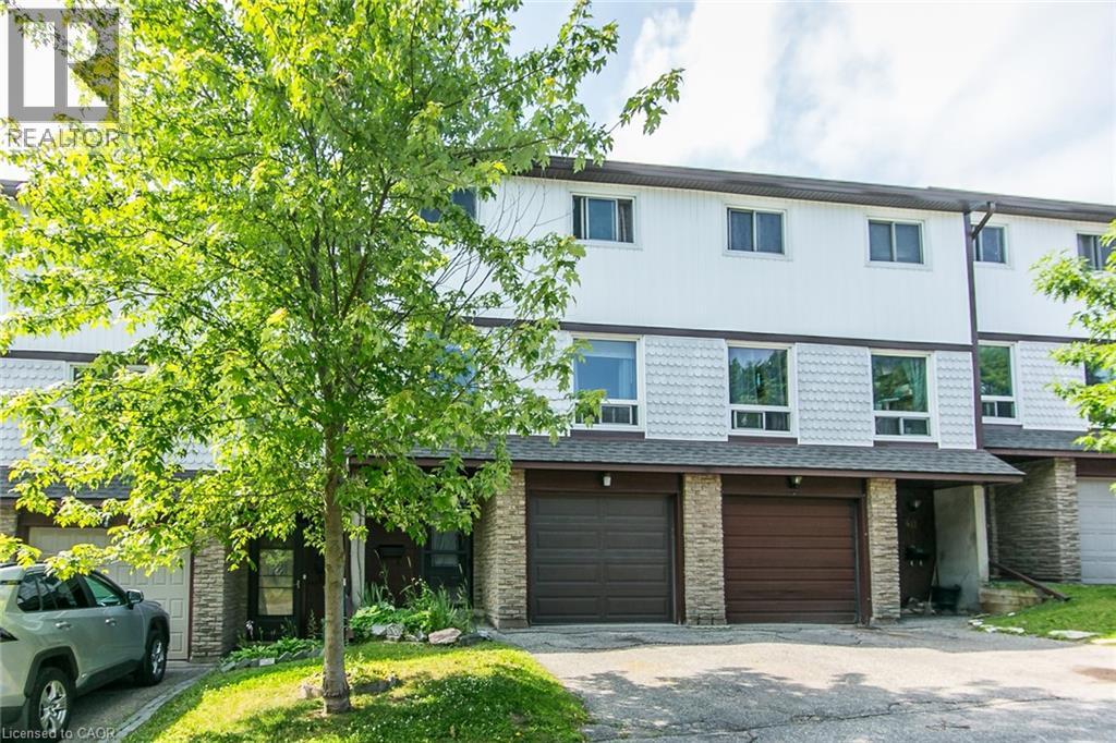 MLS® listing #29981549 for sale located at 80 OLD COUNTRY Drive Unit# 41