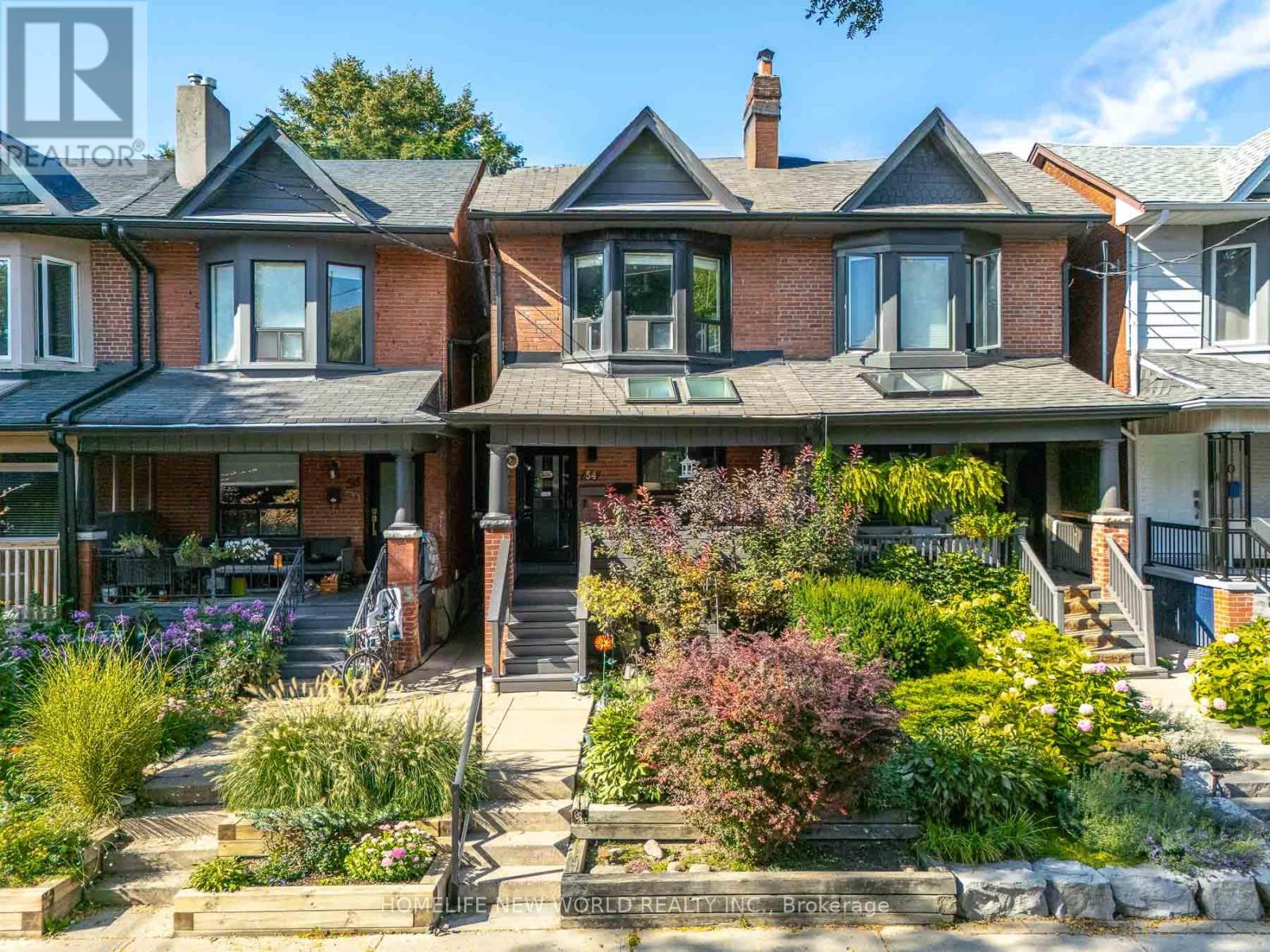 MLS® listing #29981805 for sale located at 54 MARCHMOUNT ROAD