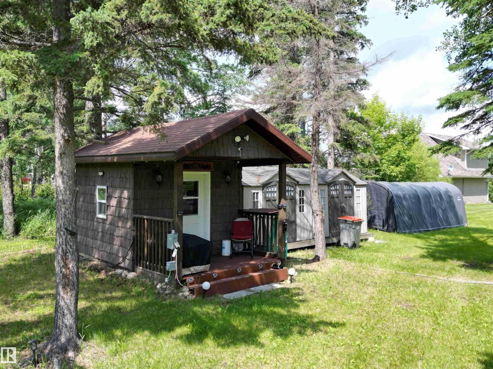 MLS® listing #29982347 for sale located at 304 1 AV