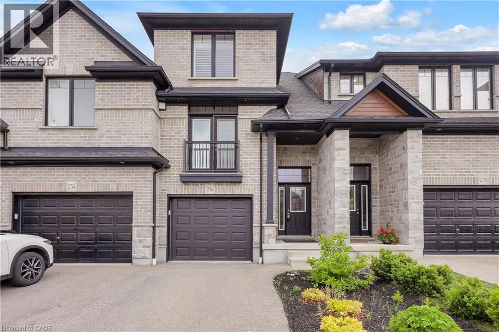MLS® listing #29982905 for sale located at 256 FALCONRIDGE Drive