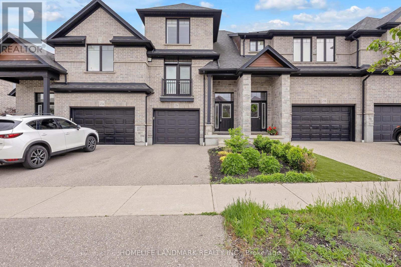 MLS® listing #29983104 for sale located at 256 FALCONRIDGE DRIVE