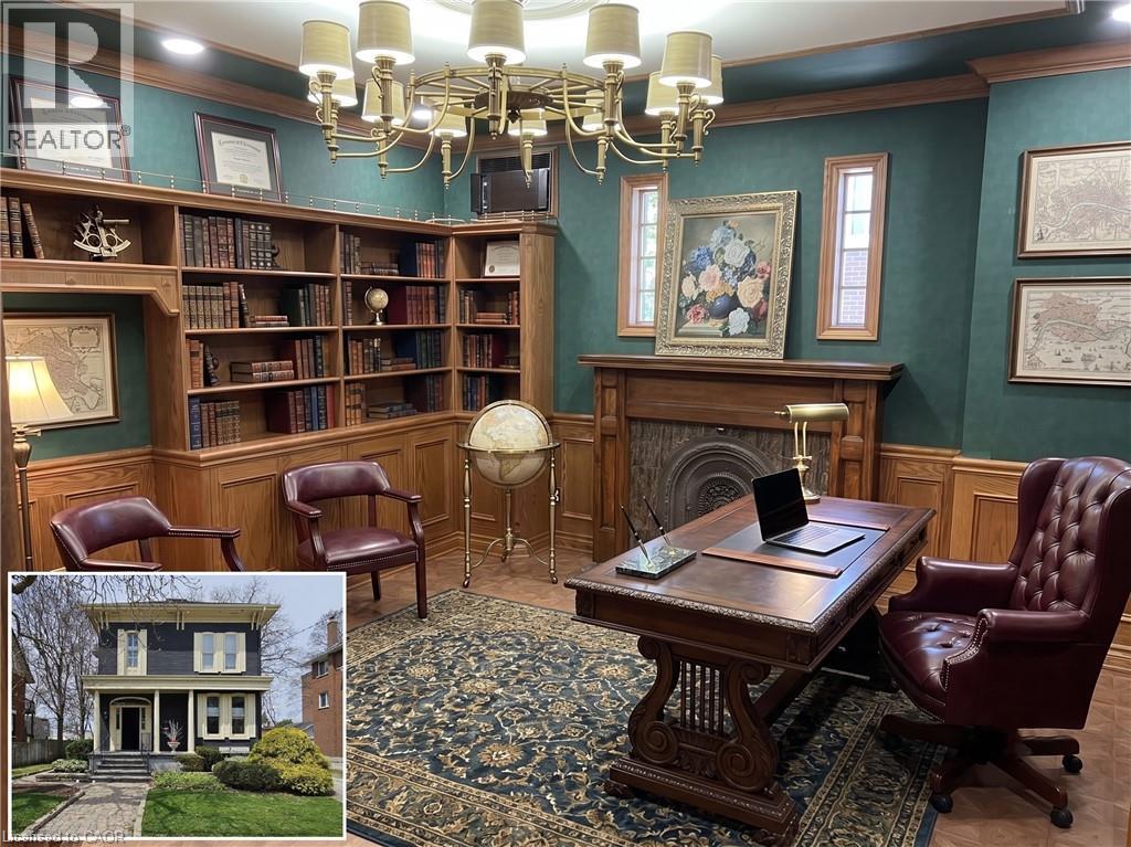 MLS® listing #29987479 for sale located at 106 YOUNG Street W Unit# UPPER