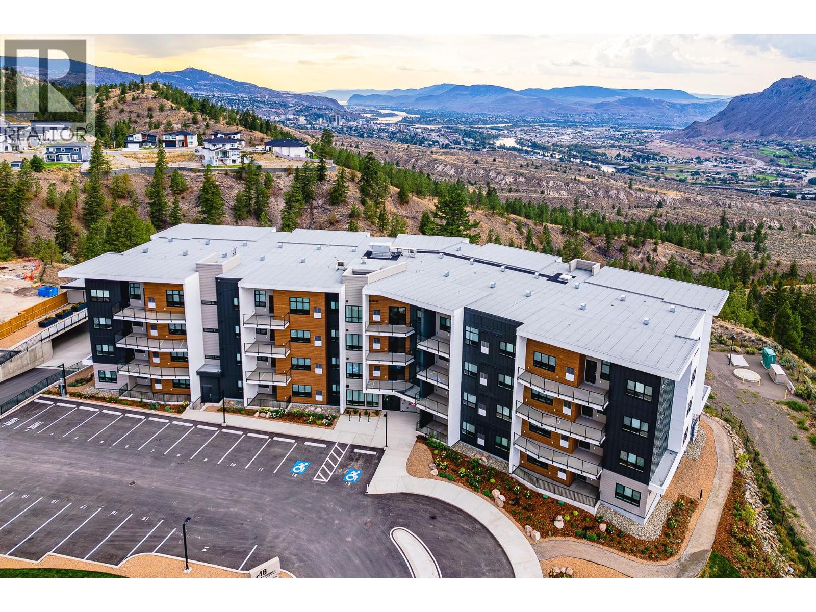 MLS® listing #29987580 for sale located at 1844 Qu'Appelle Boulevard Unit# 203
