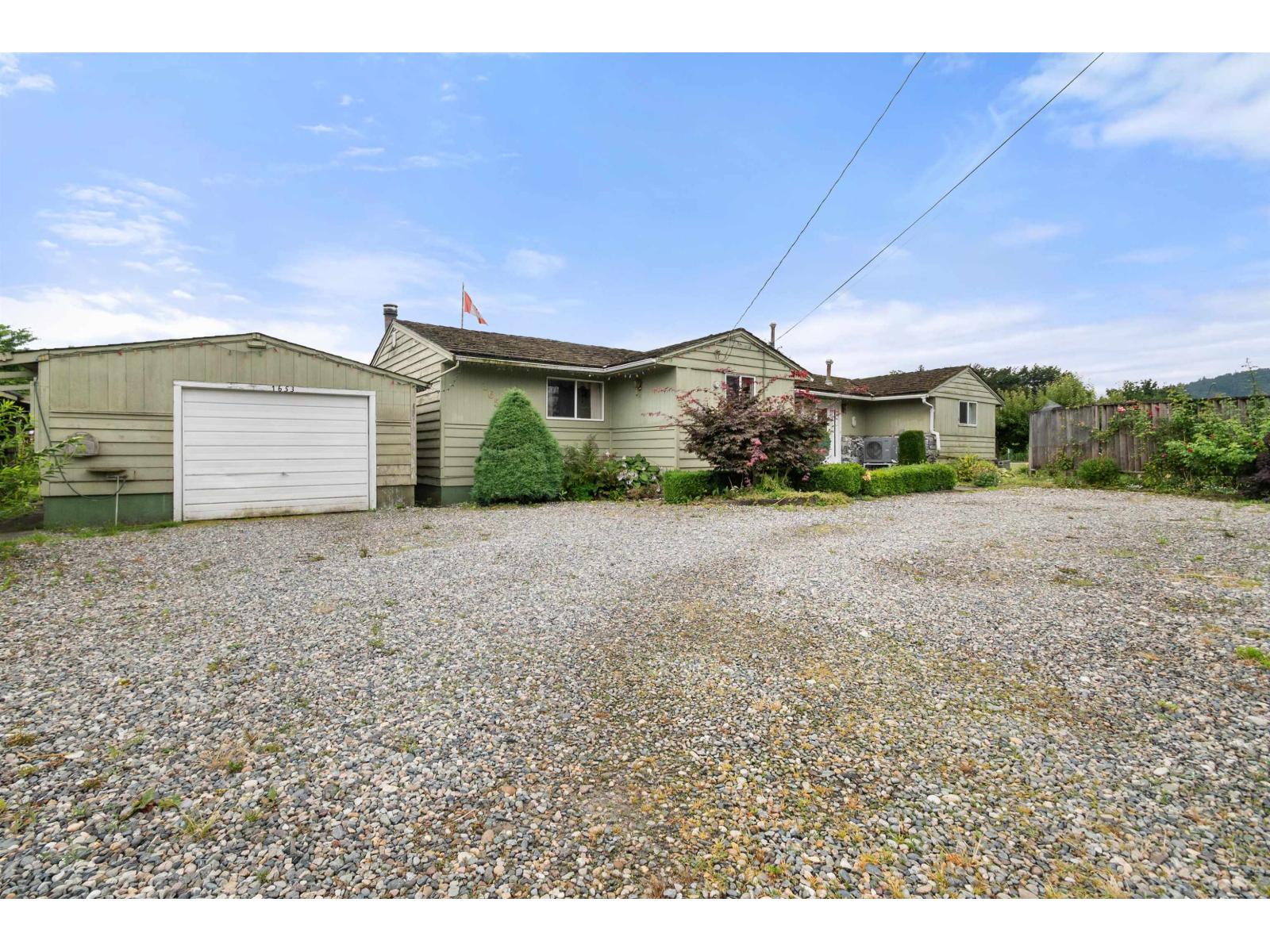 MLS® listing #29987744 for sale located at 1653 ROSEVALE STREET|Agassiz