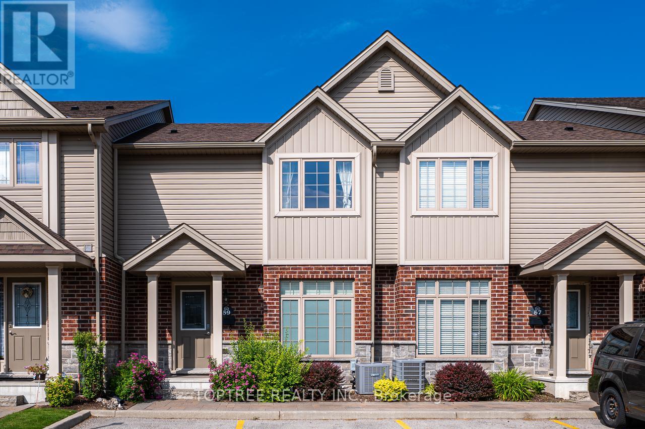 MLS® listing #29988938 for sale located at 59 - 1061 EAGLETRACE DRIVE