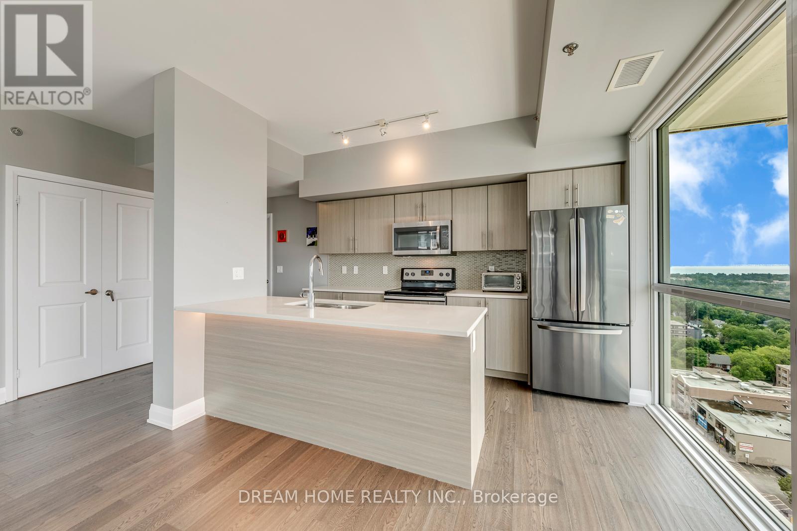 MLS® listing #29988965 for sale located at 1609 - 55 SPEERS ROAD