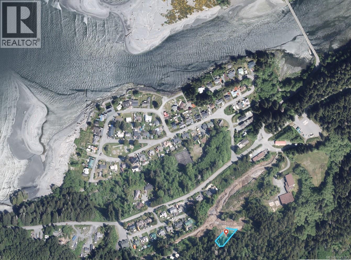 MLS® listing #29989012 for sale located at 16926 Beachview Close