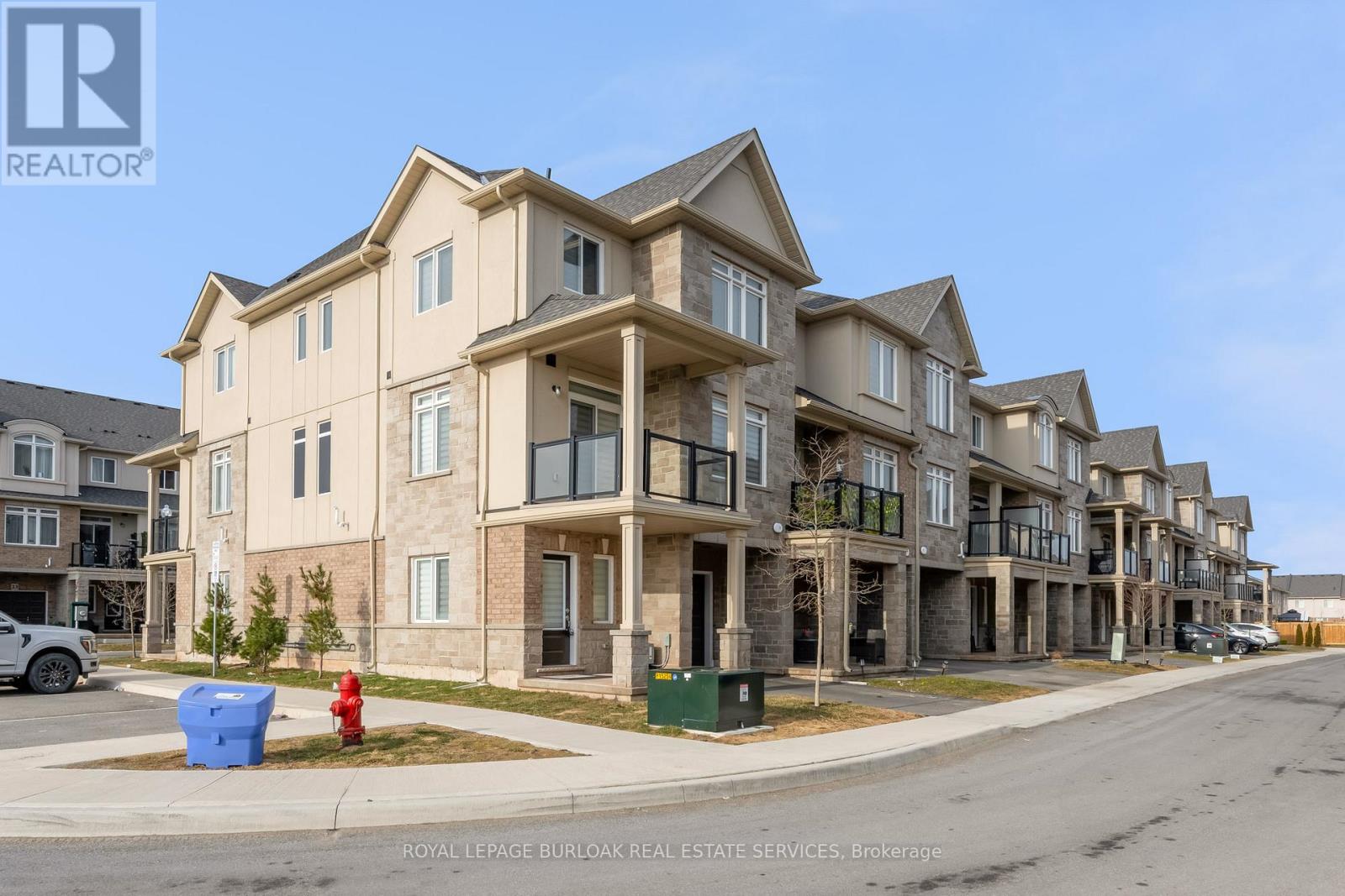 MLS® listing #29989233 for sale located at 36 - 40 ZINFANDEL DRIVE