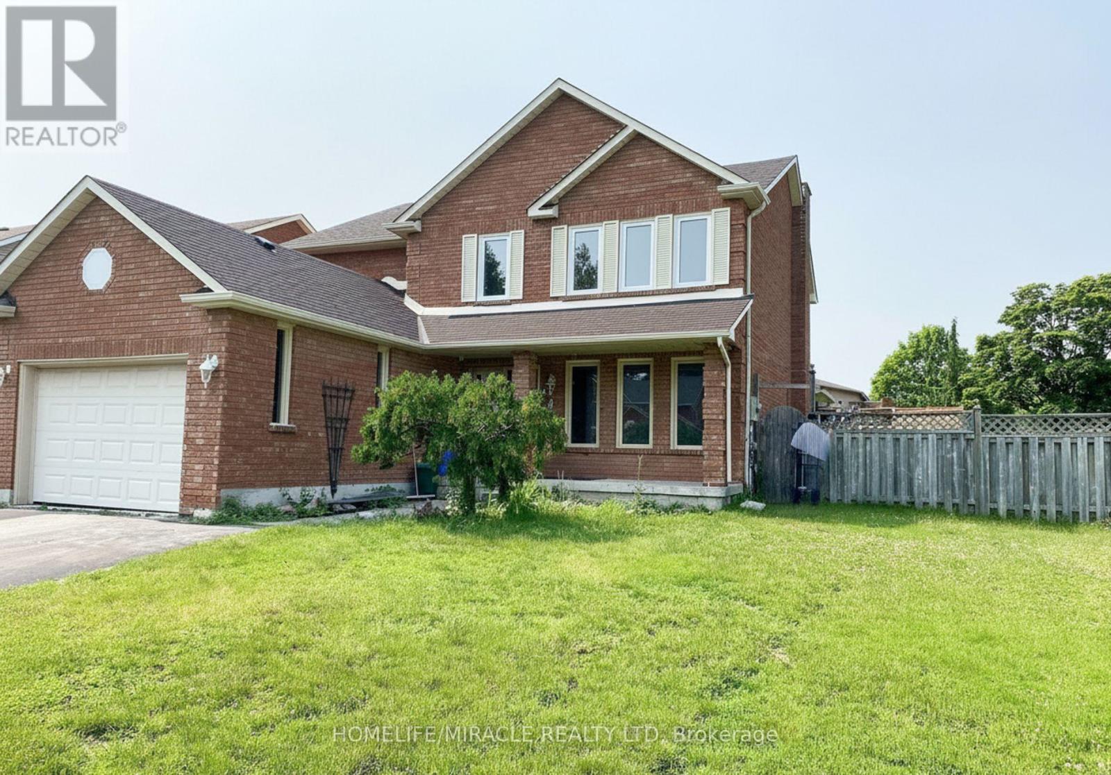 MLS® listing #29989264 for sale located at 2 EDINBOROUGH LANE