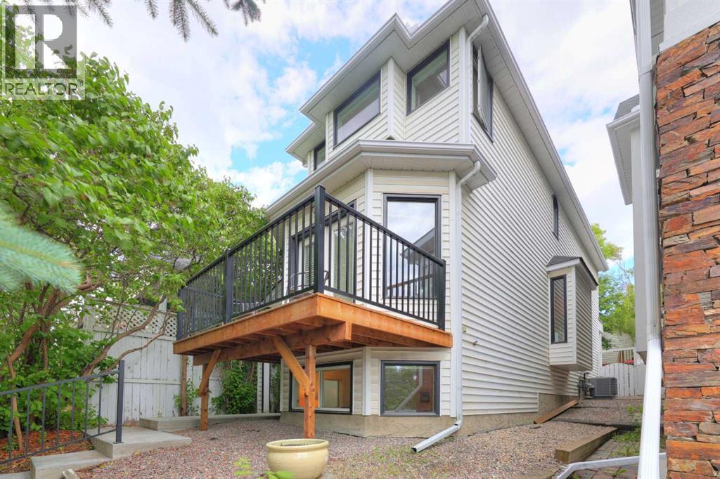 MLS® listing #29989396 for sale located at 1908 30 Avenue SW
