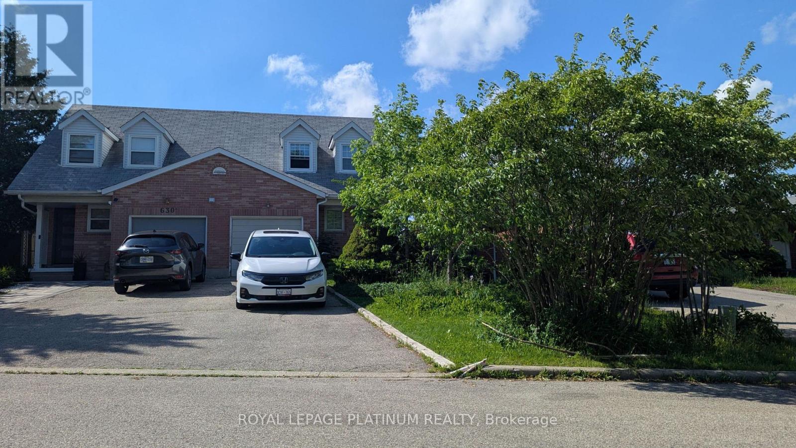 MLS® listing #29989448 for sale located at B - 630 PINEROW CRESCENT