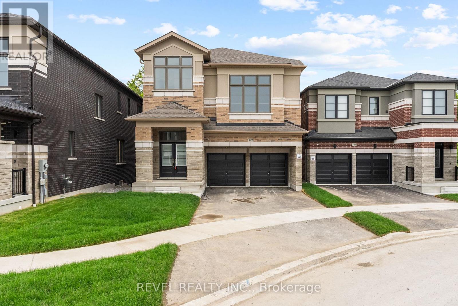 MLS® listing #29989579 for sale located at 1857 NARCISSUS GARDENS