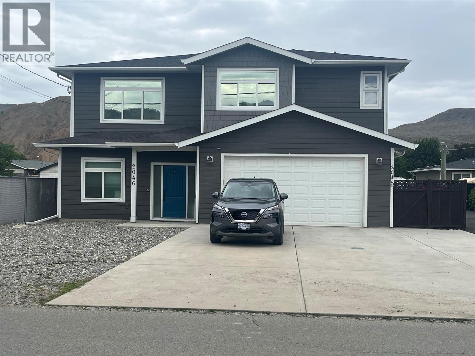 MLS® listing #29989695 for sale located at 2046 SUNNYCREST Avenue
