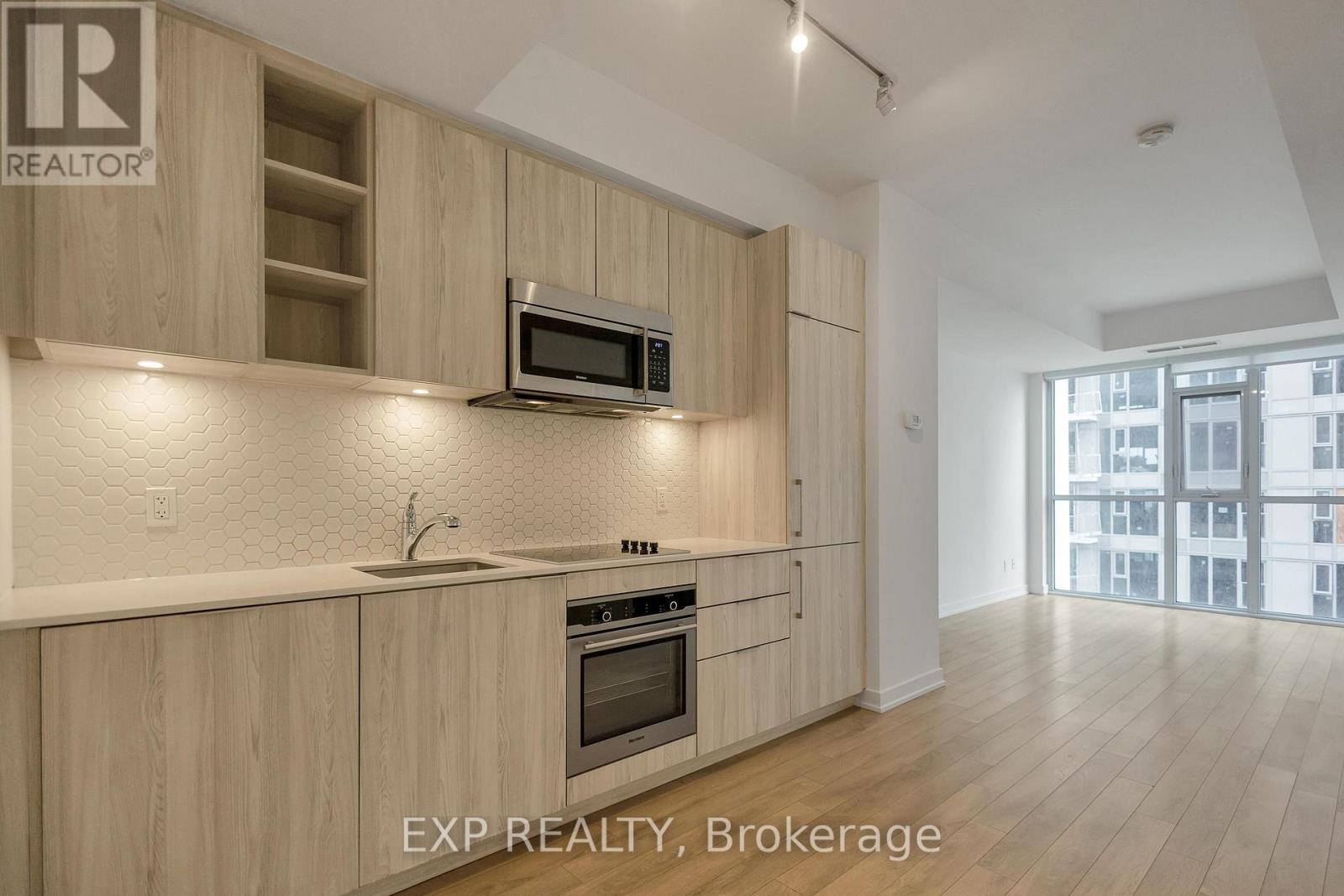 MLS® listing #29990680 for sale located at 2404 - 50 ORDNANCE STREET