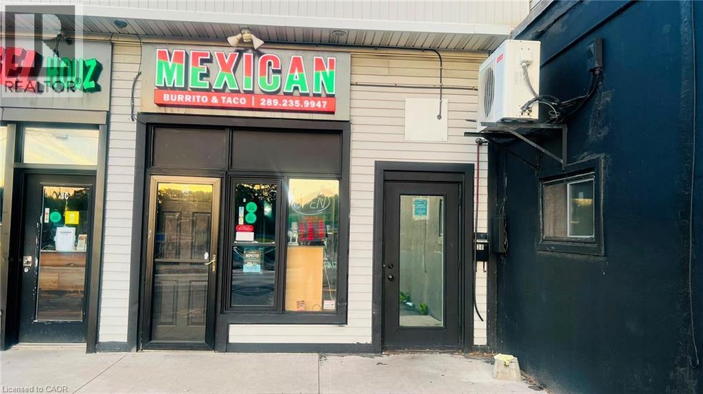 MLS® listing #29990755 for sale located at 3 MOUNTAIN Street Unit# 3b