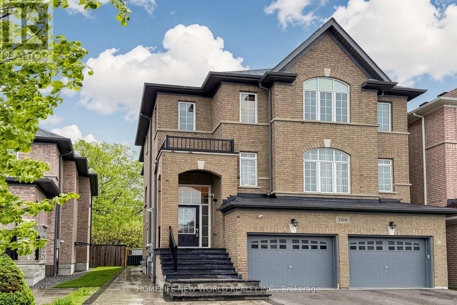 MLS® listing #29990829 for sale located at 208 HUNTING RIDGES DRIVE