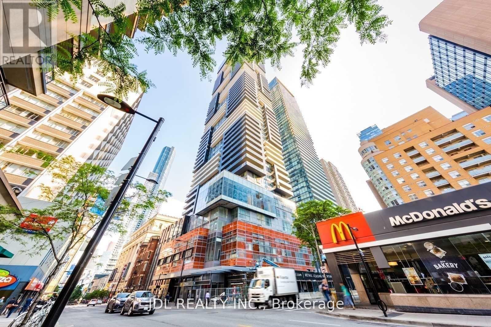 MLS® listing #29990867 for sale located at 4111 - 7 GRENVILLE STREET