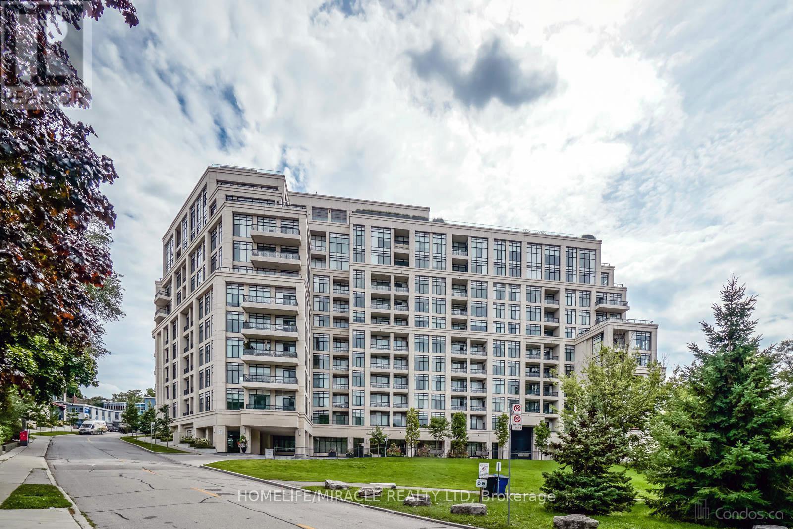 MLS® listing #29990921 for sale located at 428 - 2 OLD MILL DRIVE