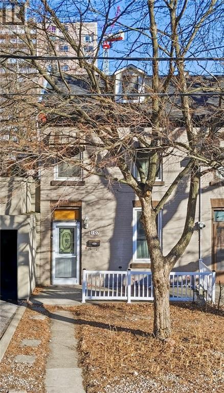 MLS® listing #29990949 for sale located at 107 QUEEN Street S