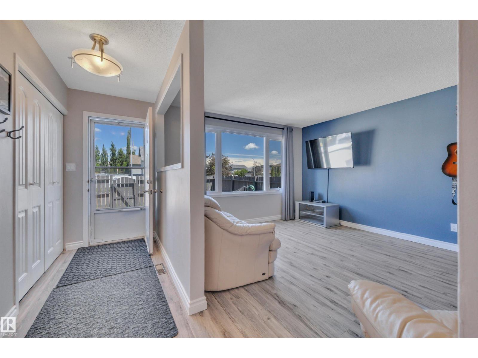 MLS® listing #29991827 for sale located at #2 650 Grandin DR