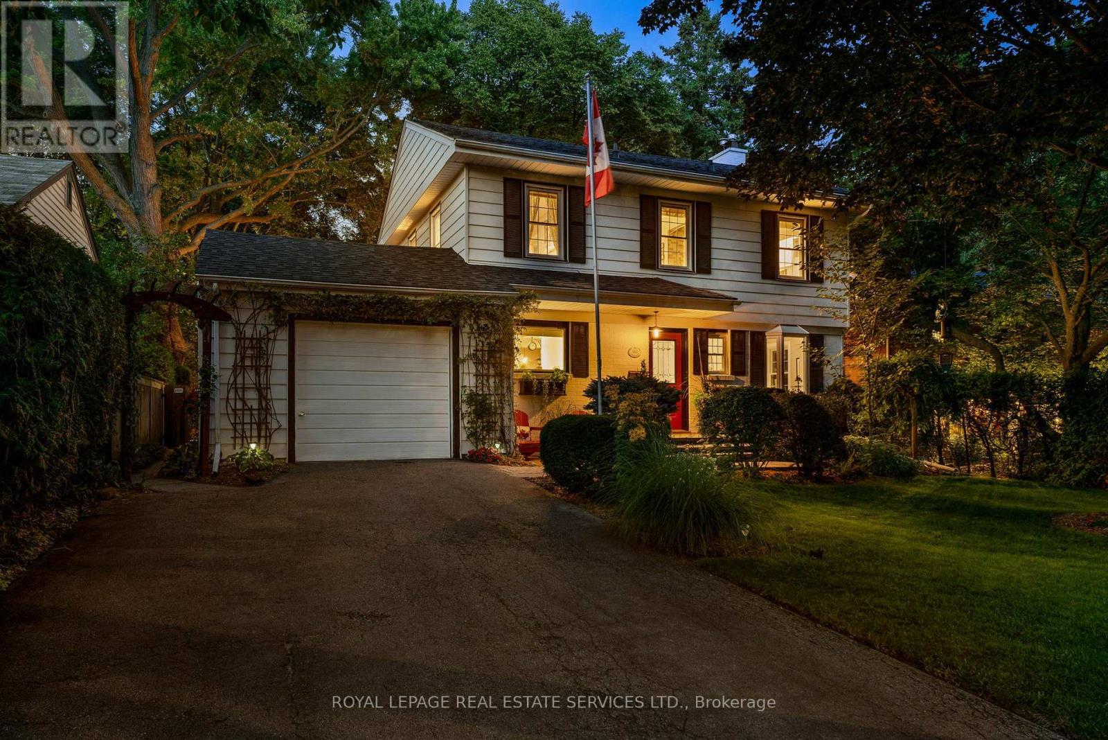 MLS® listing #29993424 for sale located at 145 SUFFOLK AVENUE