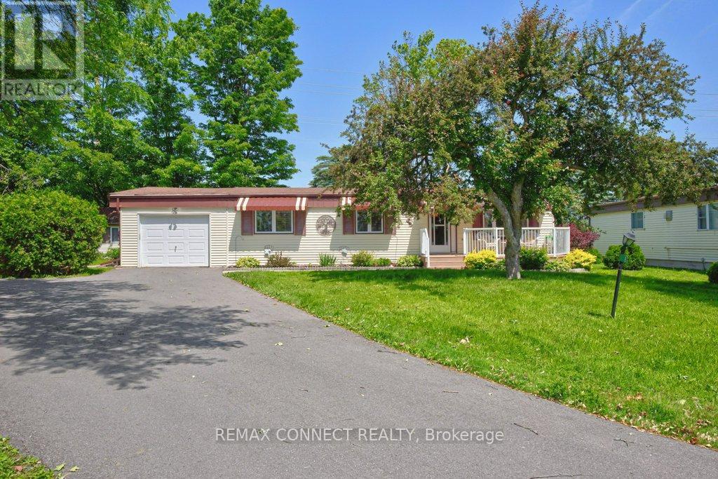 MLS® listing #29993443 for sale located at 8 CIRCLE DRIVE