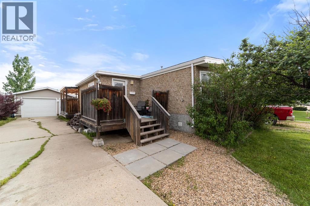 MLS® listing #29993532 for sale located at 4906 55 Avenue