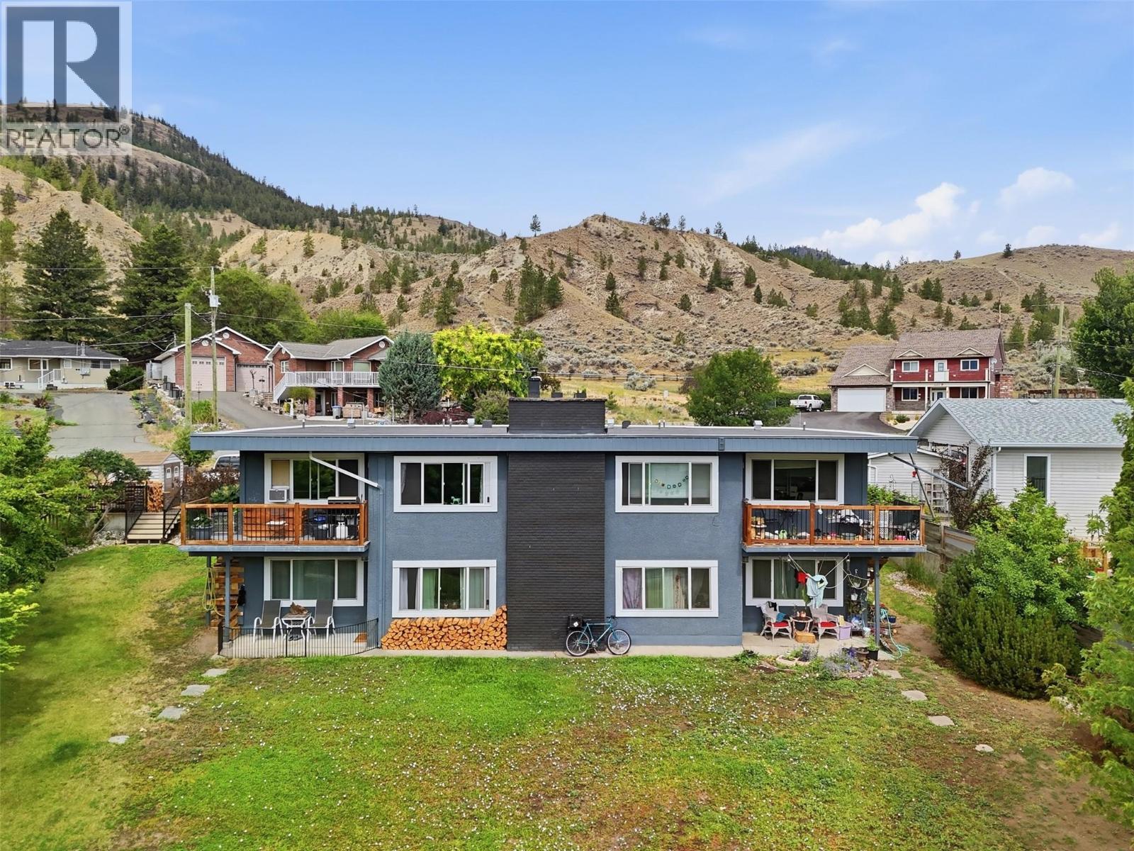 MLS® listing #29993874 for sale located at 2623 PARKVIEW Drive