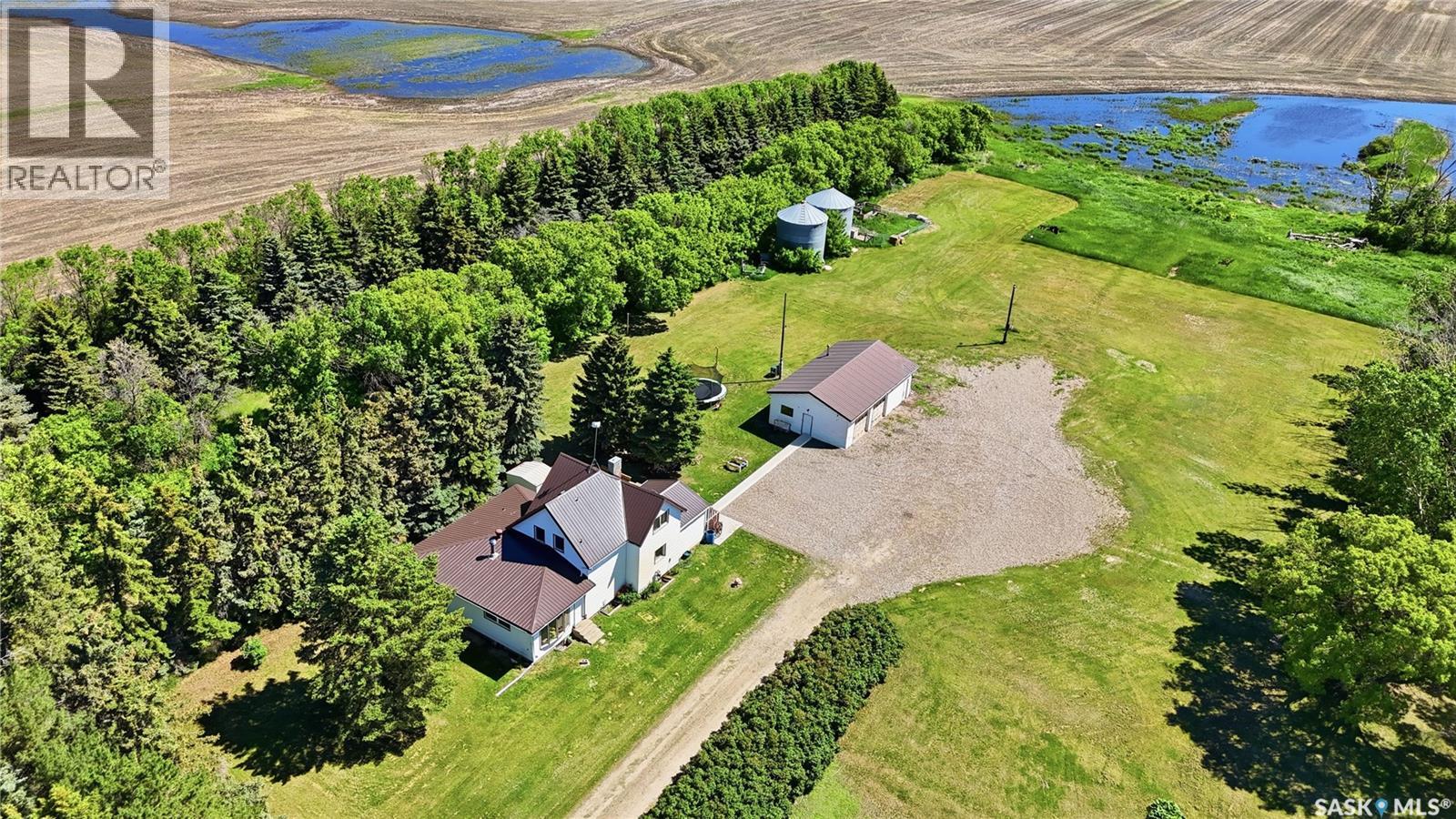 MLS® listing #29994568 for sale located at Watrous West Acreage