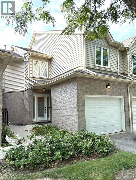MLS® listing #29996080 for sale located at 365 BENNINGTON Gate Unit# 13