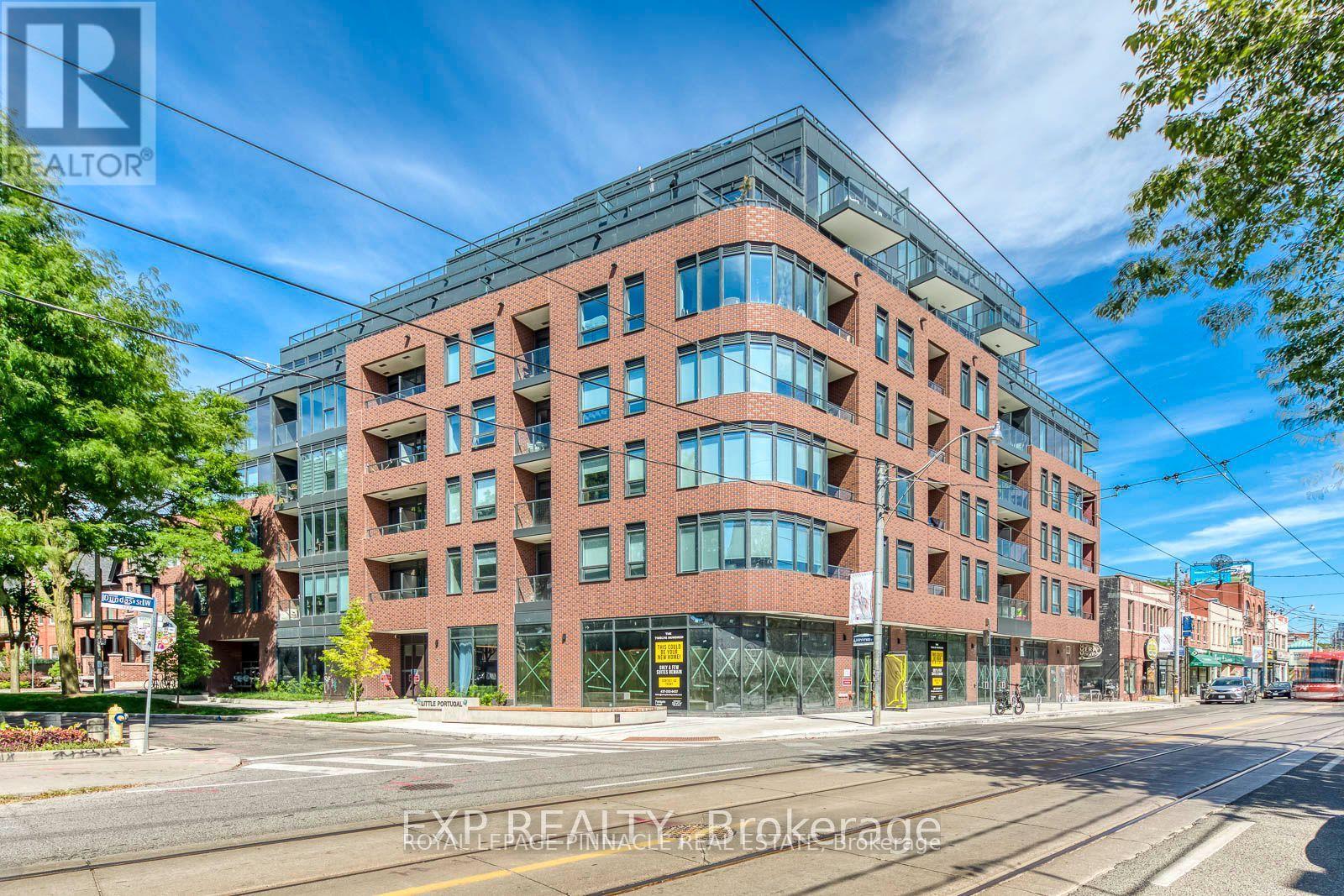 MLS® listing #29996562 for sale located at 415 - 5 LAKEVIEW AVENUE