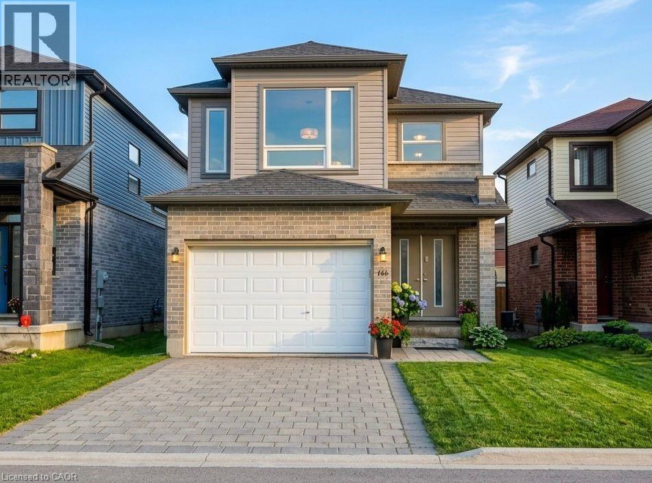 MLS® listing #29997637 for sale located at 766 FREEPORT Street