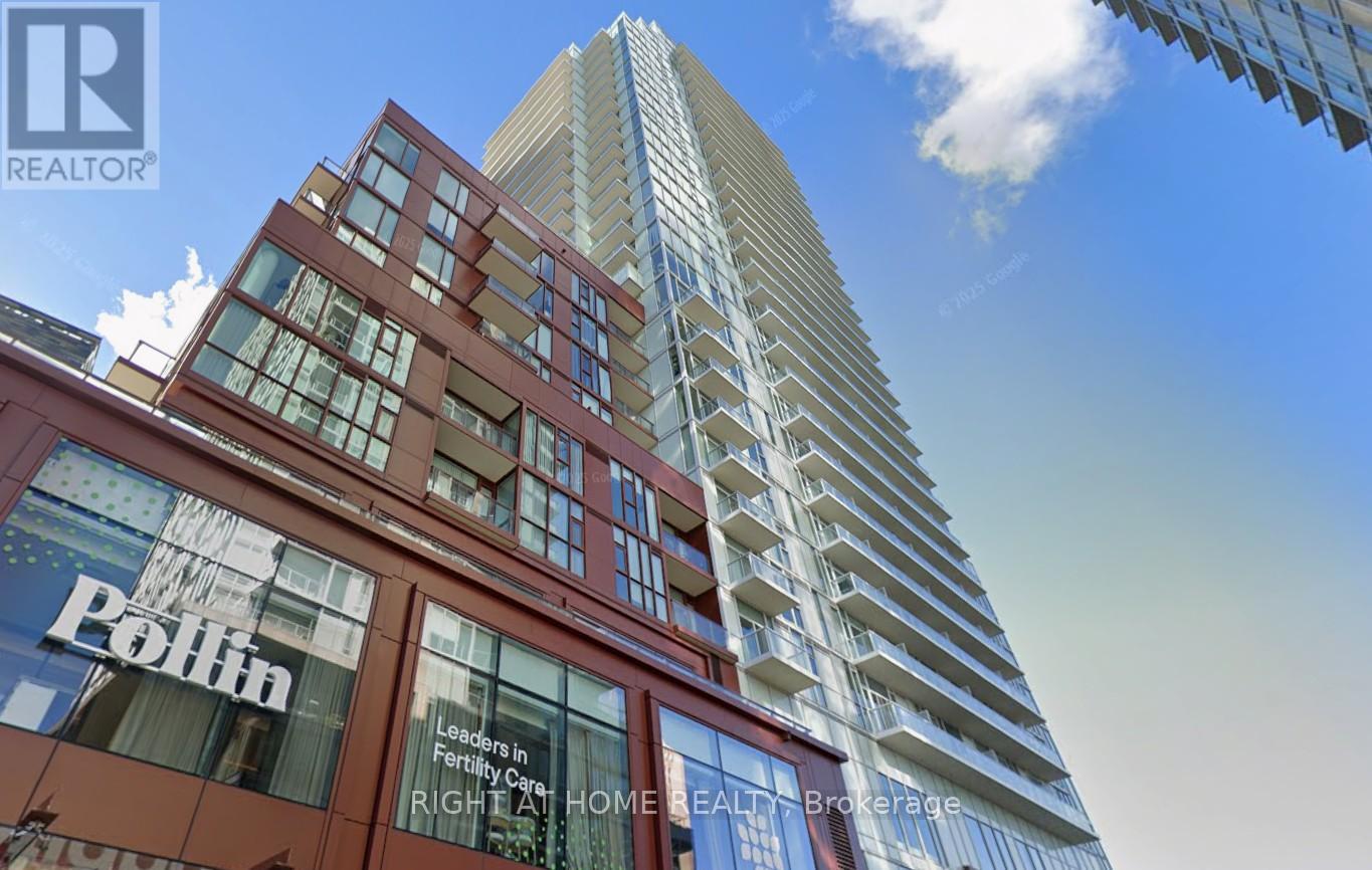 MLS® listing #29997649 for sale located at 1805 - 33 HELENDALE AVENUE