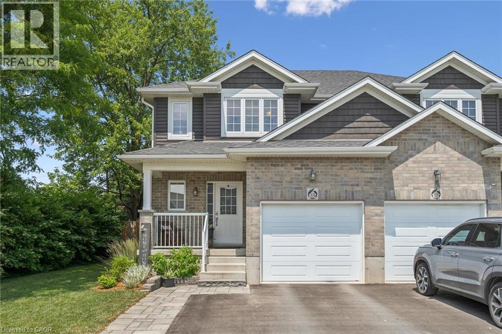 MLS® listing #29997851 for sale located at 33 ROTH Street