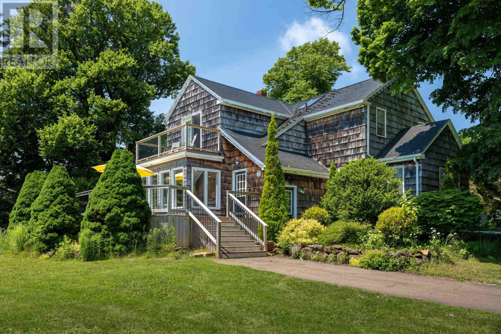 MLS® listing #29998032 for sale located at 30 Palmers Lane