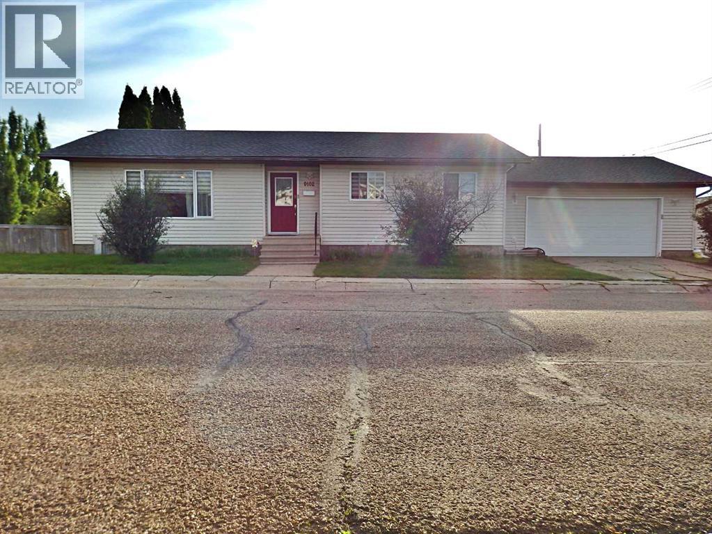 MLS® listing #29998138 for sale located at 6402 53 Avenue
