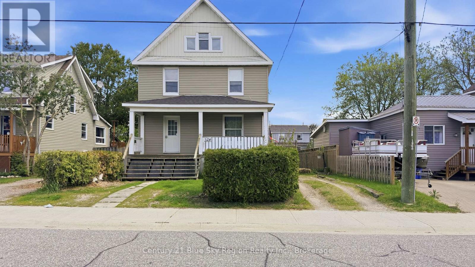 MLS® listing #29998405 for sale located at 126 THIRD AVENUE E