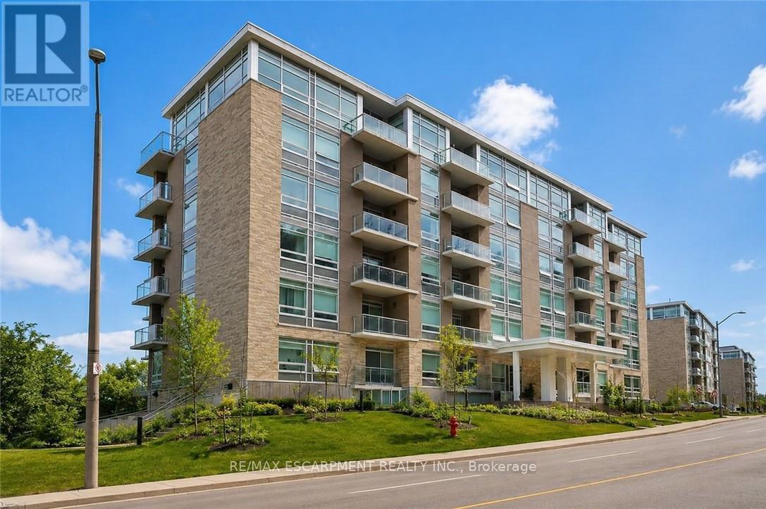 MLS® listing #29999198 for sale located at 403 - 455 CHARLTON AVENUE E