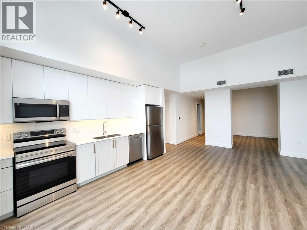MLS® listing #29999458 for sale located at 75 HURON Street Unit# 202