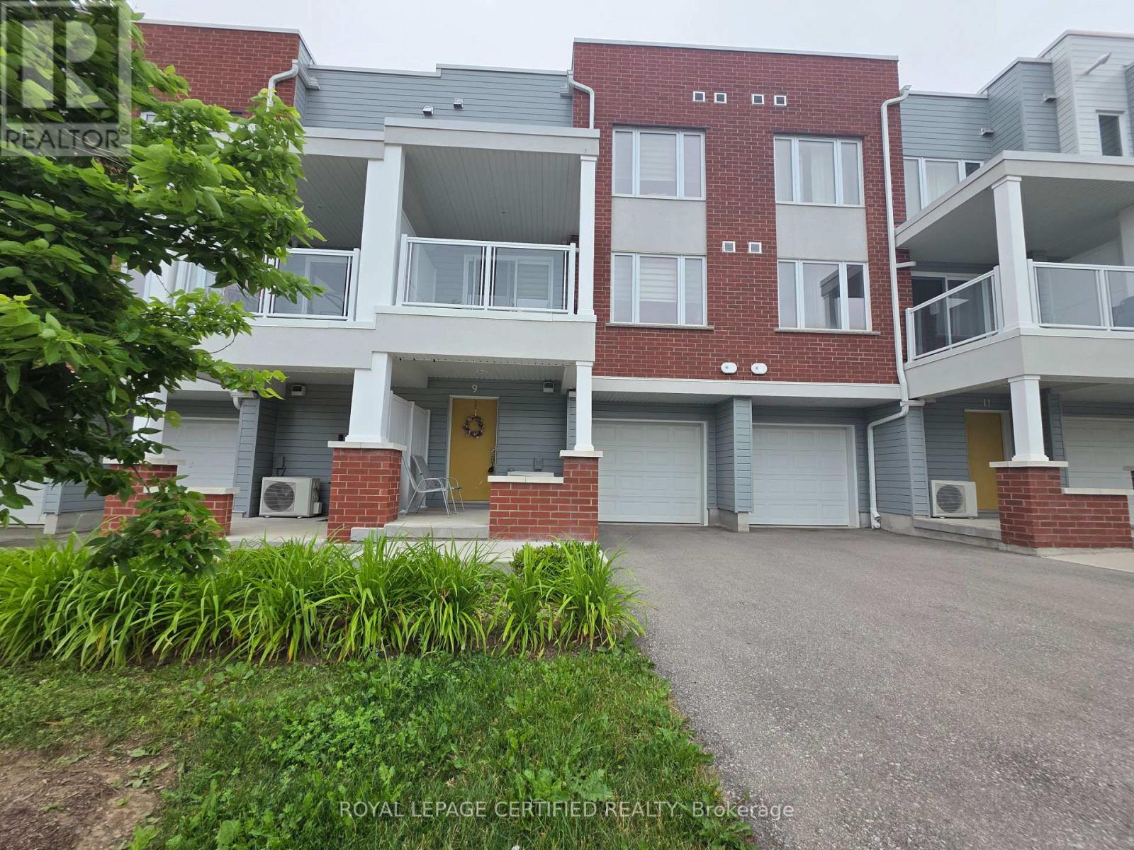 MLS® listing #30001586 for sale located at 9 VALENCIA AVENUE