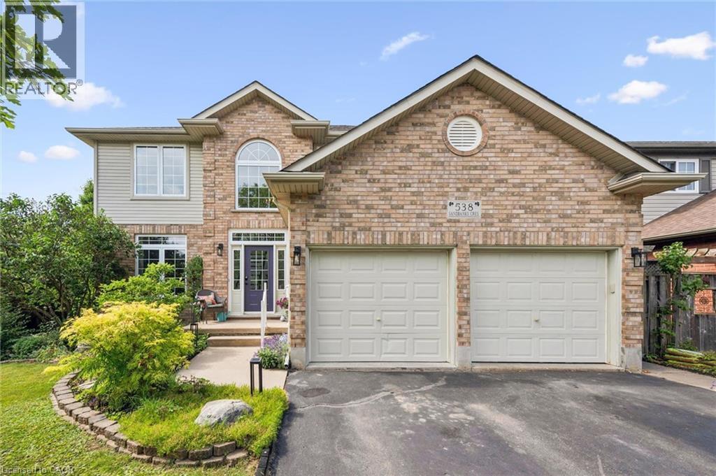 MLS® listing #30001669 for sale located at 538 SANDBANKS Crescent
