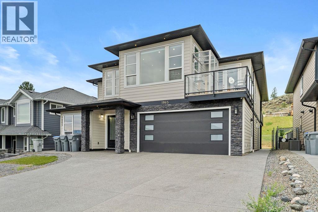 MLS® listing #30002018 for sale located at 1065 EDGEHILL Place