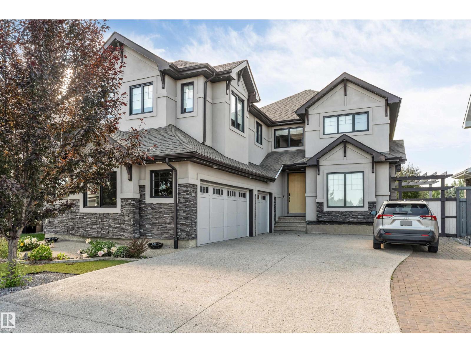 MLS® listing #30002673 for sale located at 656 180 ST SW SW
