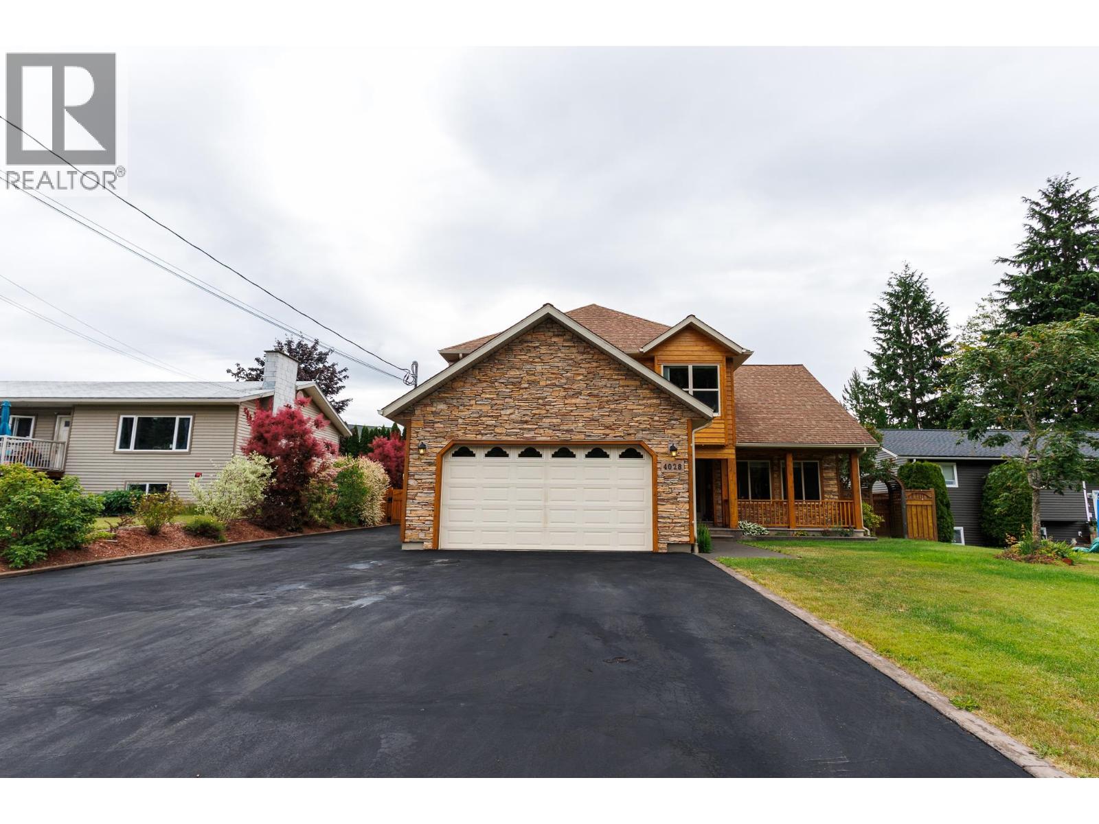 MLS® listing #30003099 for sale located at 4028 MUNROE STREET