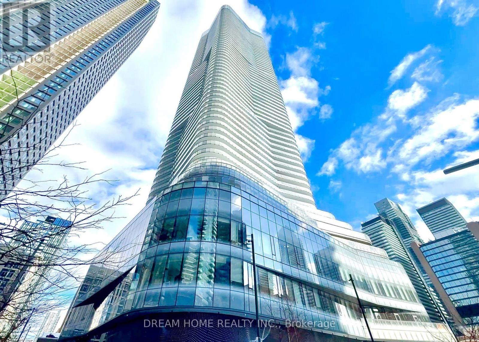 MLS® listing #30003579 for sale located at 5102 - 11 WELLESLEY STREET W